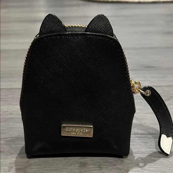 kate spade NWOT black cat-shaped mini coin purse with gold accents - Picture 2 of 10